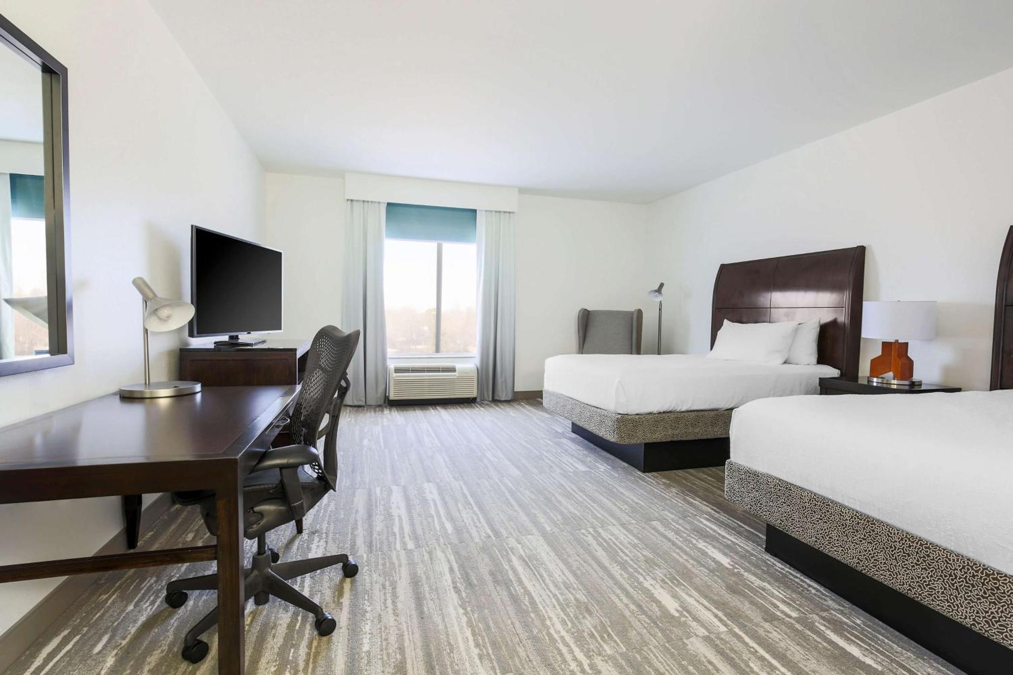 Hilton Garden Inn Норман Экстерьер фото